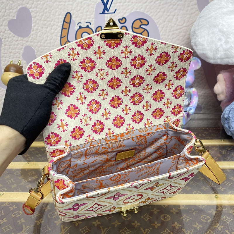 LV M11461 Louis Vuitton Pochette M¨¦tis Handbag Coral