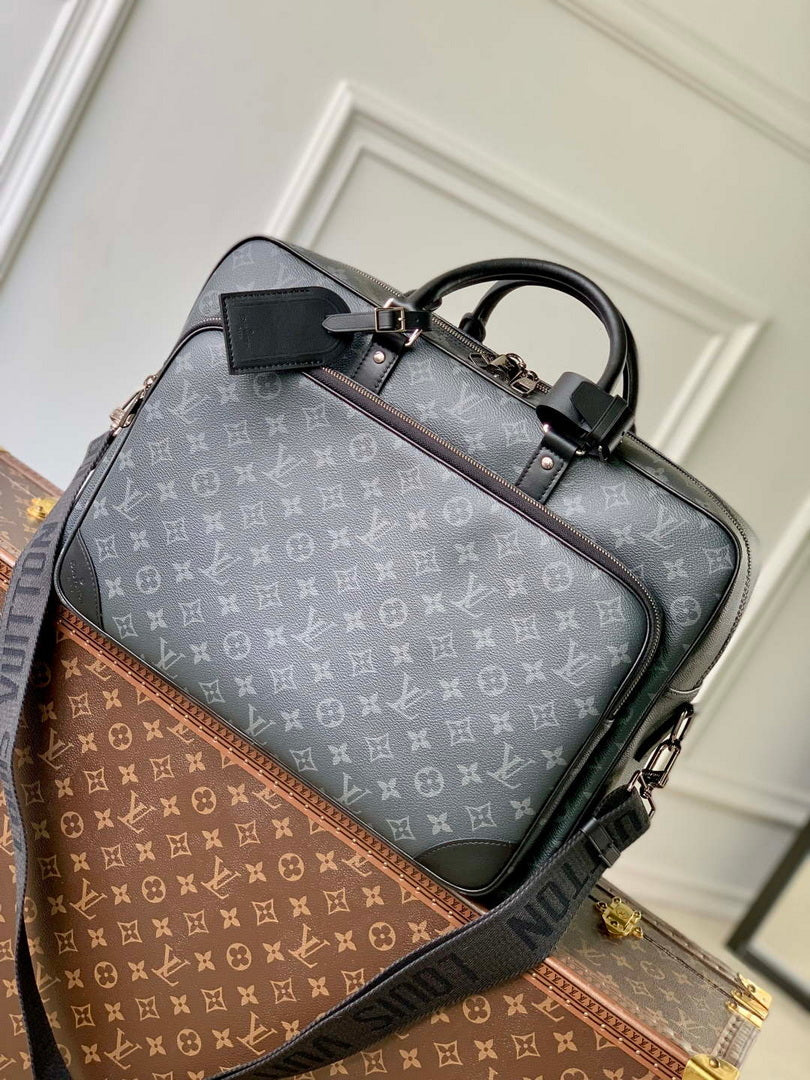 LV M11512 Louis Vuitton Weekender Bag Black