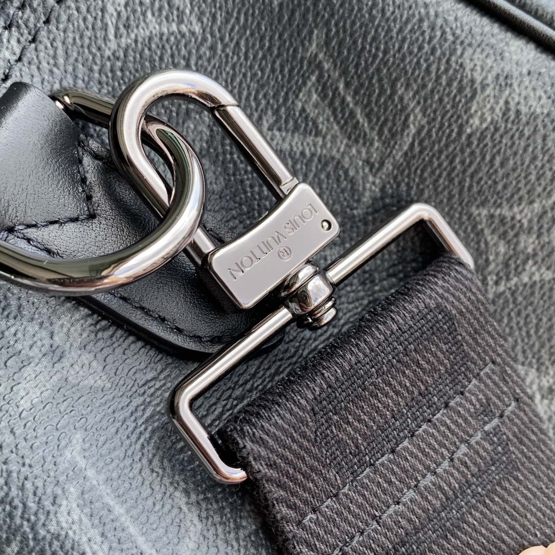LV M11512 Louis Vuitton Weekender Bag Black
