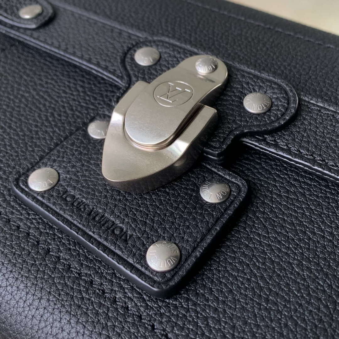 LV M11516 Louis Vuitton Soul Trunk Bag Black
