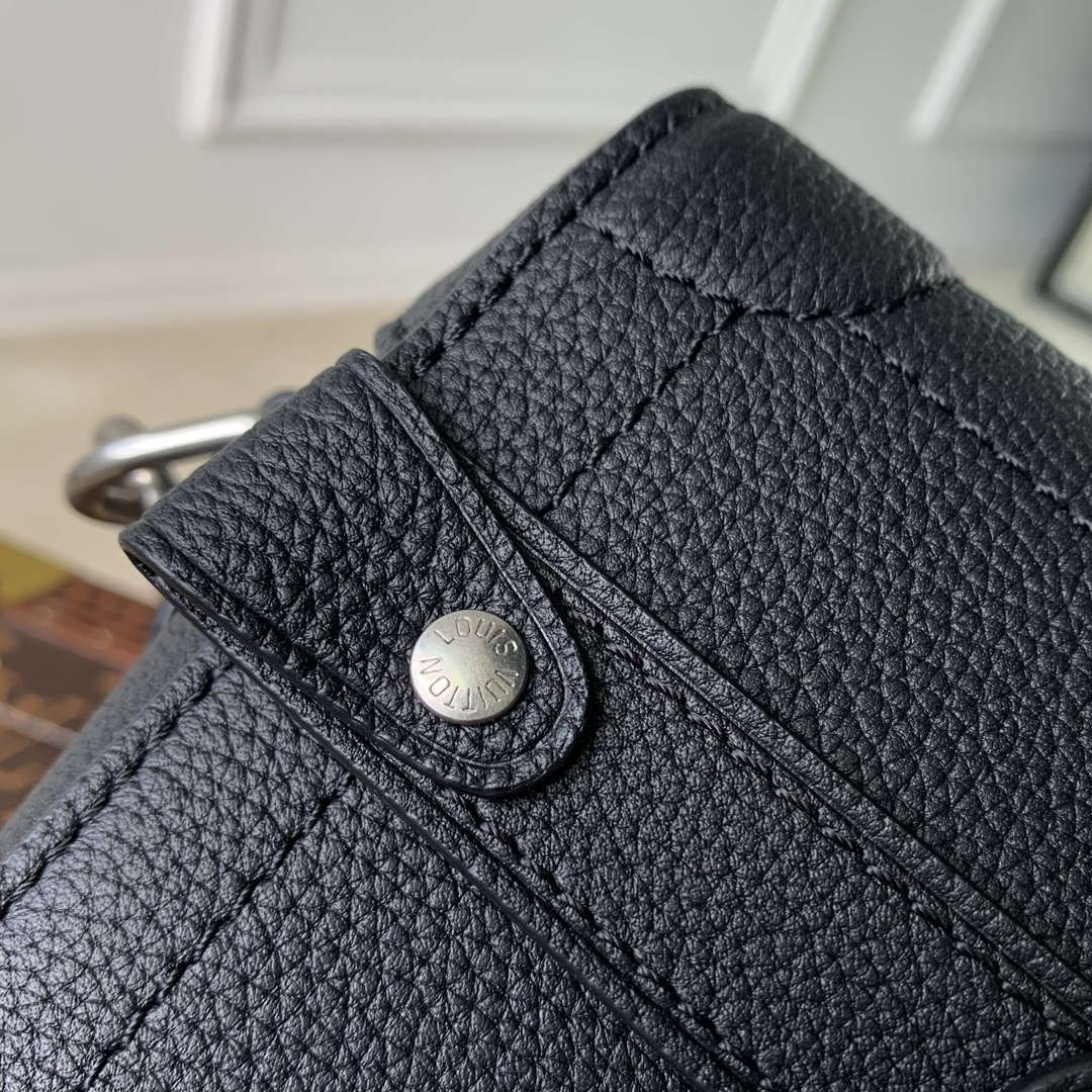 LV M11516 Louis Vuitton Soul Trunk Bag Black