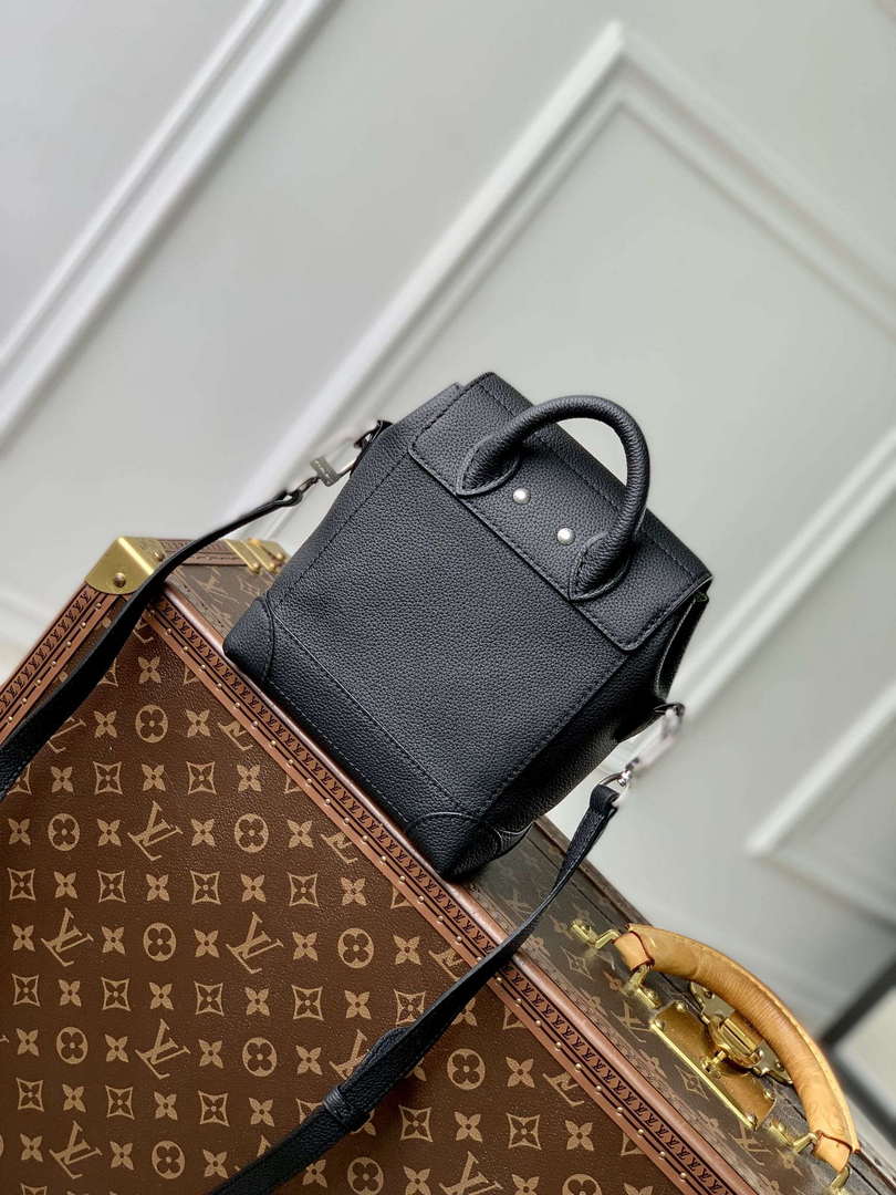 LV M11637 Louis Vuitton Steamer 15 Compact City Bag Black - Default Title - View 3