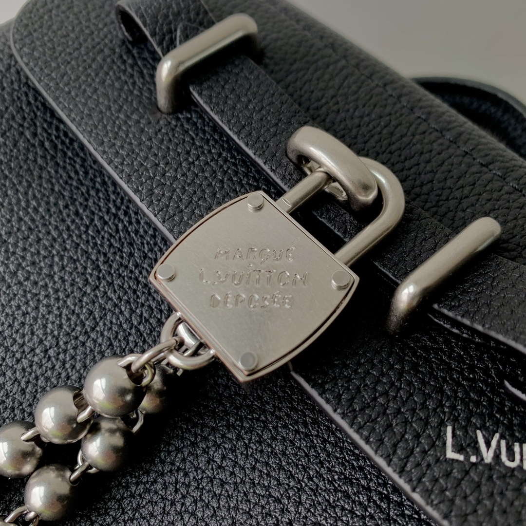 LV M11637 Louis Vuitton Steamer 15 Compact City Bag Black