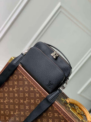 LV M11657 Louis Vuitton Avenue Messenger Bag Black - Default Title - View 1