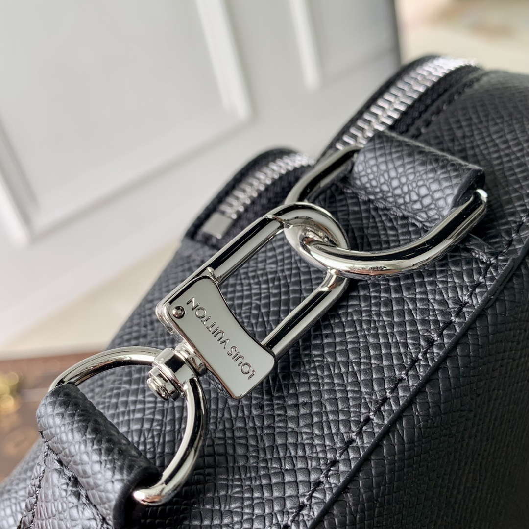 LV M11657 Louis Vuitton Avenue Messenger Bag Black - Default Title - View 5