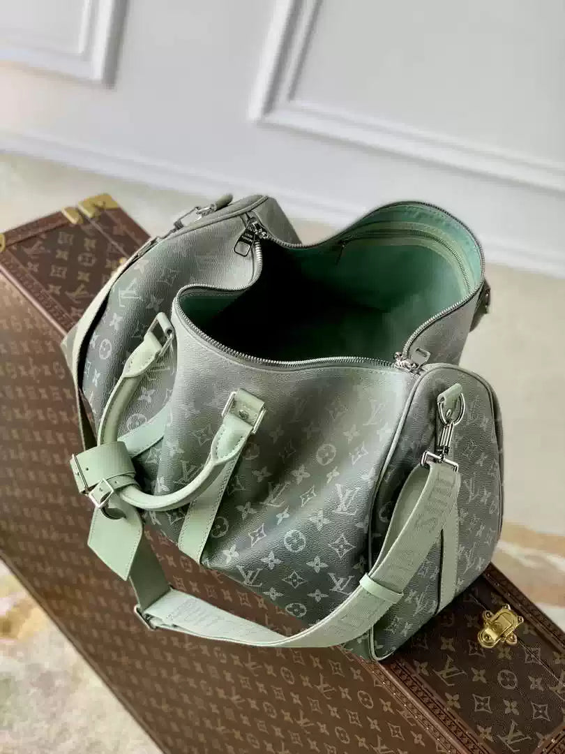 LV M11718 Louis Vuitton Keepall Bandouliere  45 Travel Bag Monogram Khaki Green
