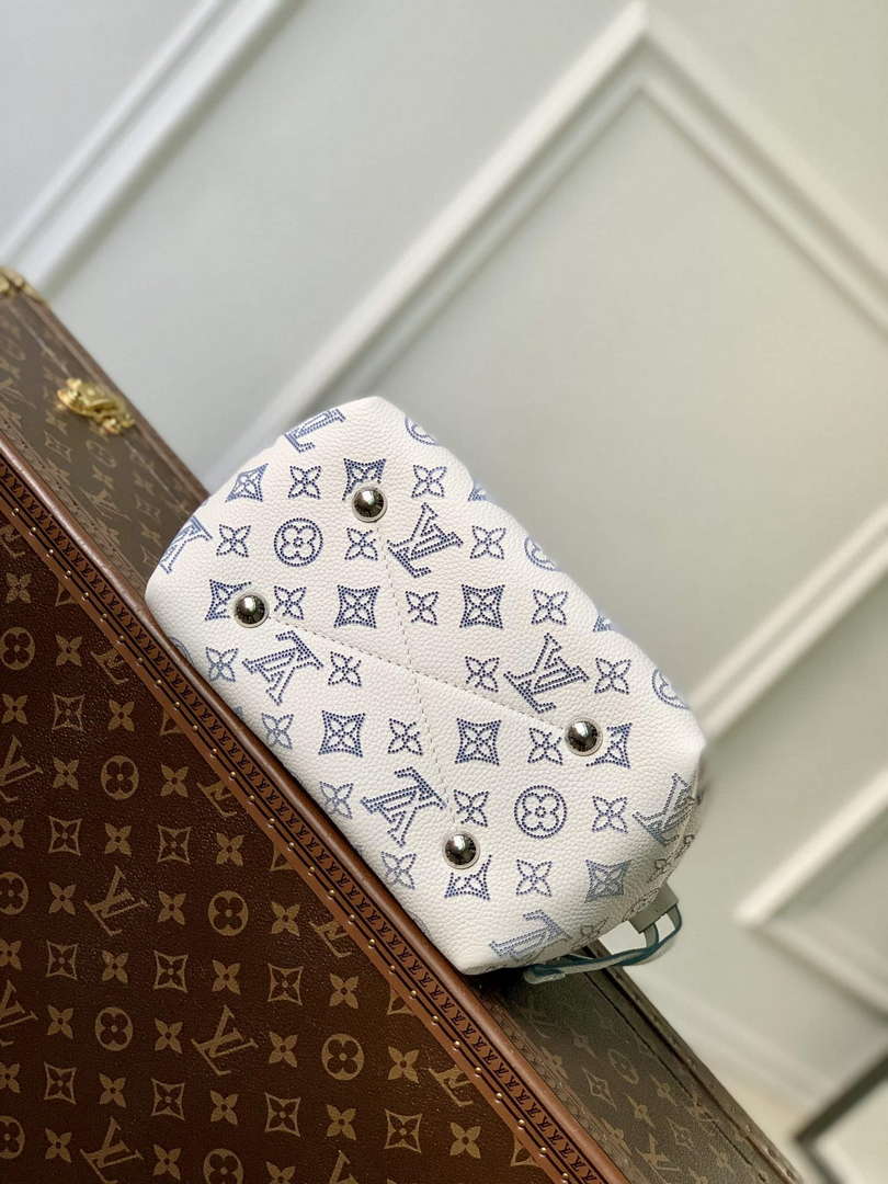 LV M11736 Louis Vuitton Bella Bucket Bag White/Blue