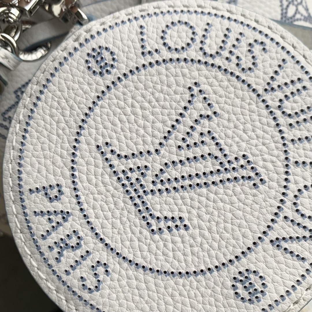 LV M11736 Louis Vuitton Bella Bucket Bag White/Blue - Default Title - View 5