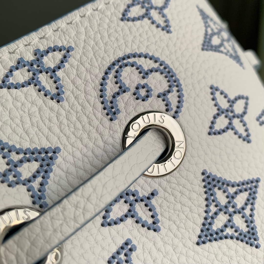 LV M11736 Louis Vuitton Bella Bucket Bag White/Blue