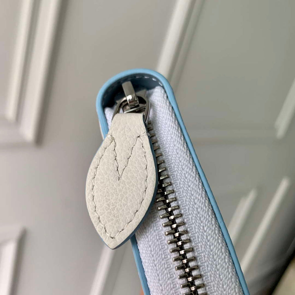 LV M11745 Louis Vuitton Zippy Wallet White Blue