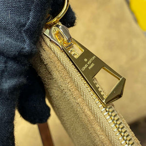 LV M11843 Louis Vuitton CarryAll PM Suede leather Bag Beige - Default Title - View 10