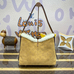 LV M11843 Louis Vuitton CarryAll PM Suede leather Bag Beige - Default Title - View 3