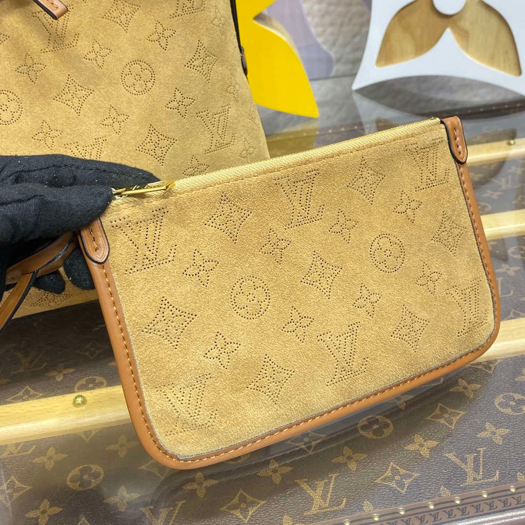 LV M11843 Louis Vuitton CarryAll PM Suede leather Bag Beige