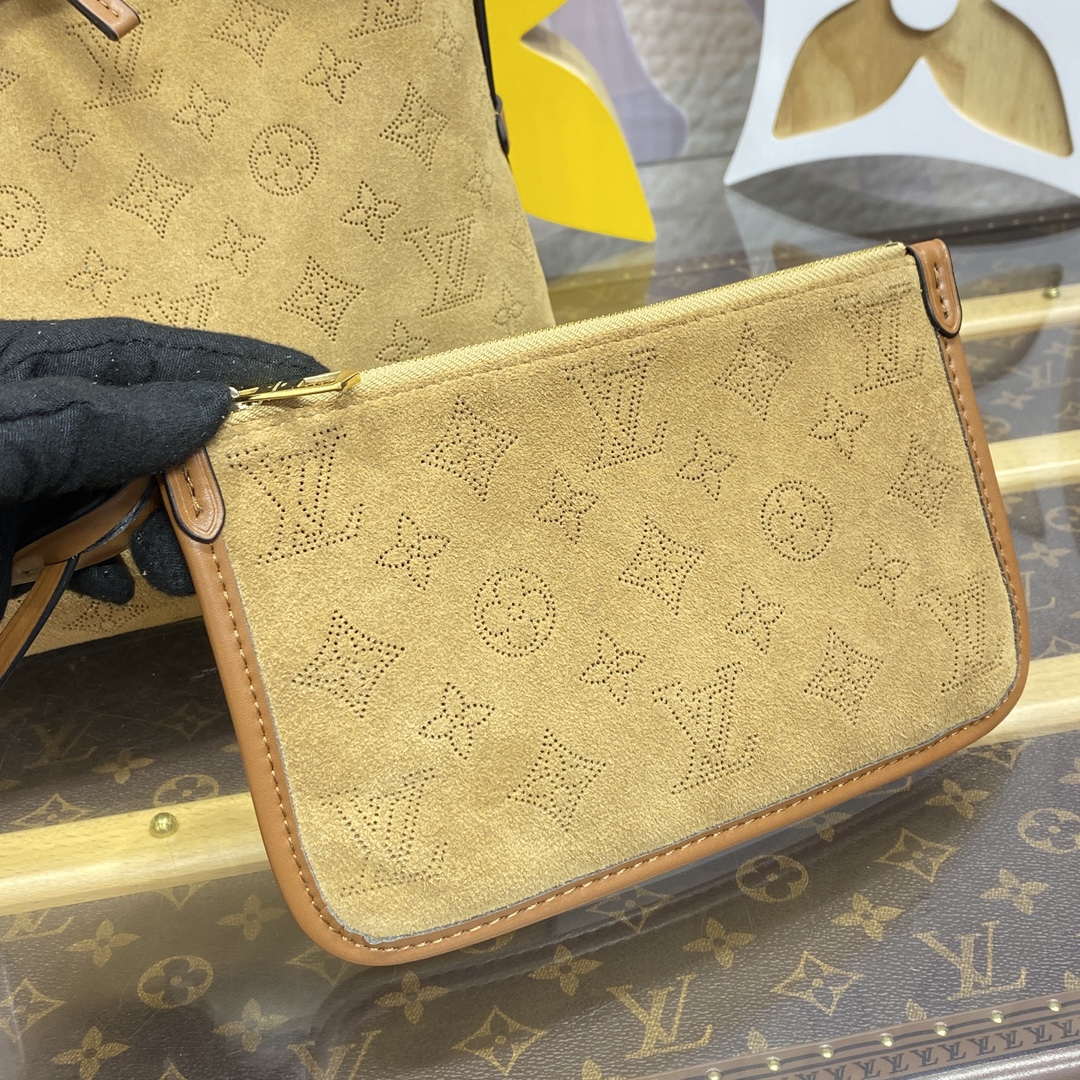 LV M11843 Louis Vuitton CarryAll PM Suede leather Bag Beige - Default Title - View 9