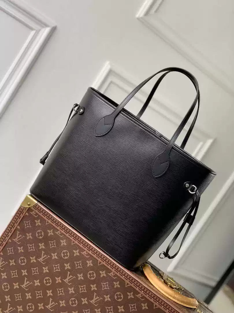 LV M11930 Louis Vuitton Neverfull MM Bag Epi Leather Black - Default Title - View 1