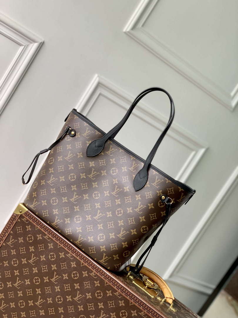 LV M11946 Louis Vuitton Neverfull Inside Out MM Handbag Black