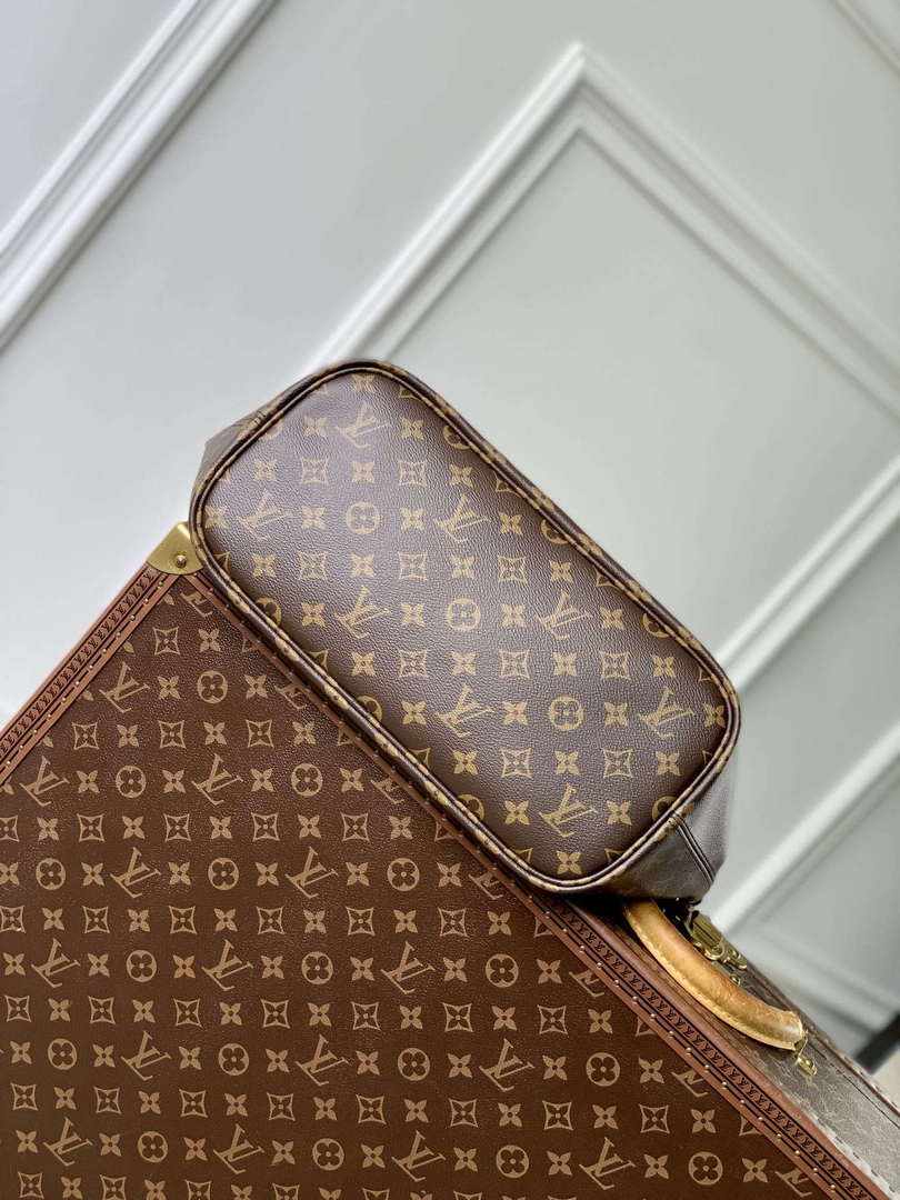 LV M11946 Louis Vuitton Neverfull Inside Out MM Handbag Black
