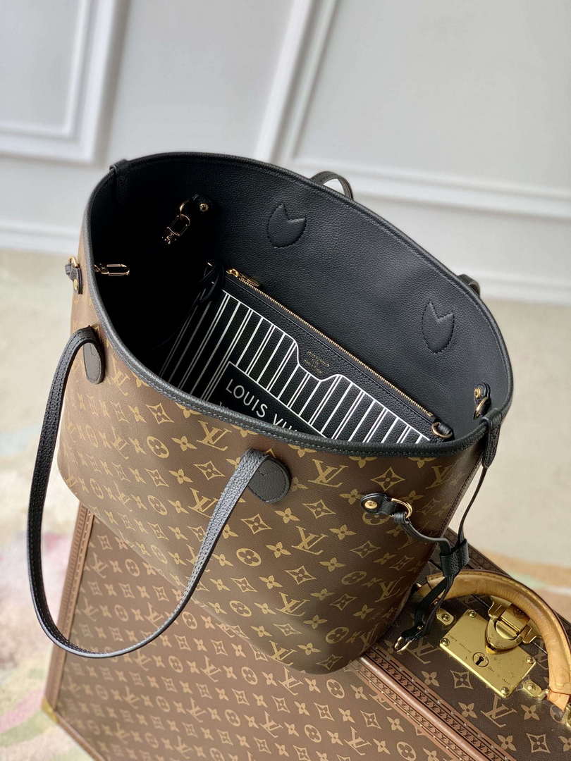 LV M11946 Louis Vuitton Neverfull Inside Out MM Handbag Black