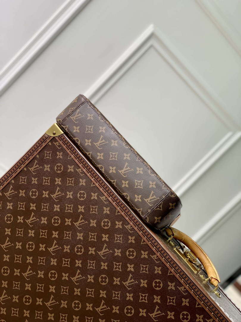 LV M11952 Louis Vuitton Slouchy PM Shoulder Bag Monogram