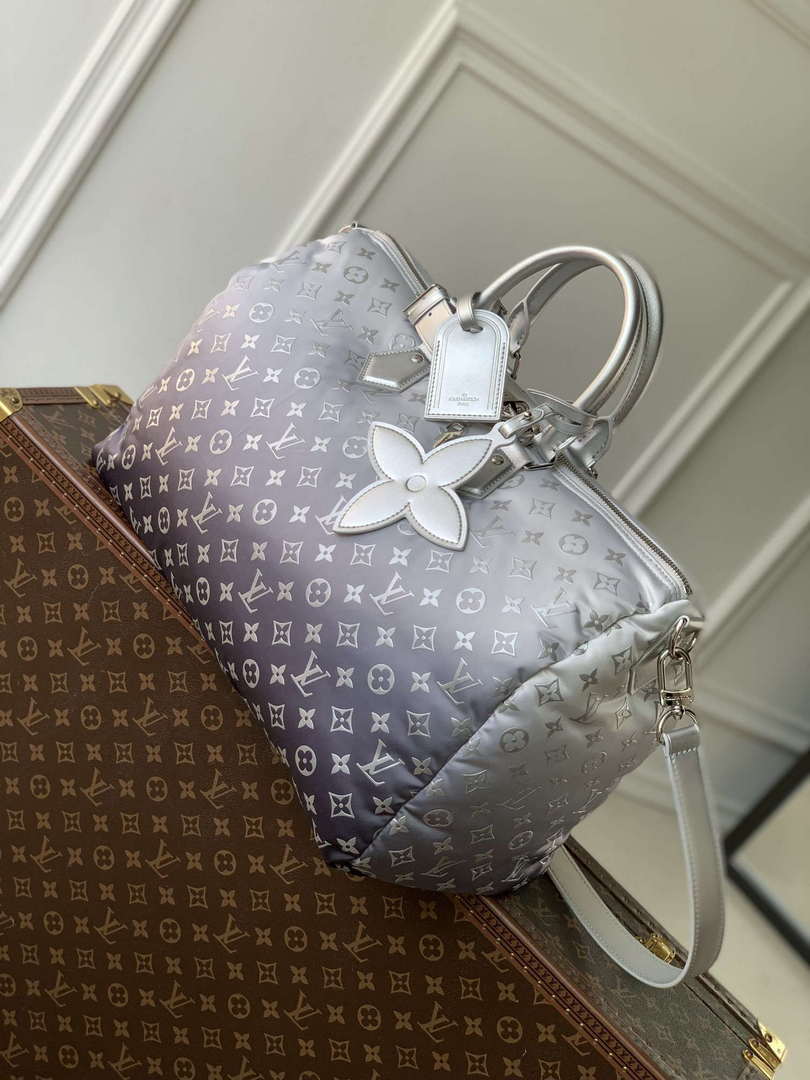 LV M12067 Louis Vuitton Keepall Bandouliere 45 Travel Bag Frost