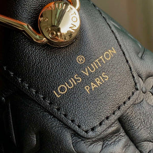 LV M12068 Louis Vuitton Coussin Hobo MM Bag Black - Default Title - View 7