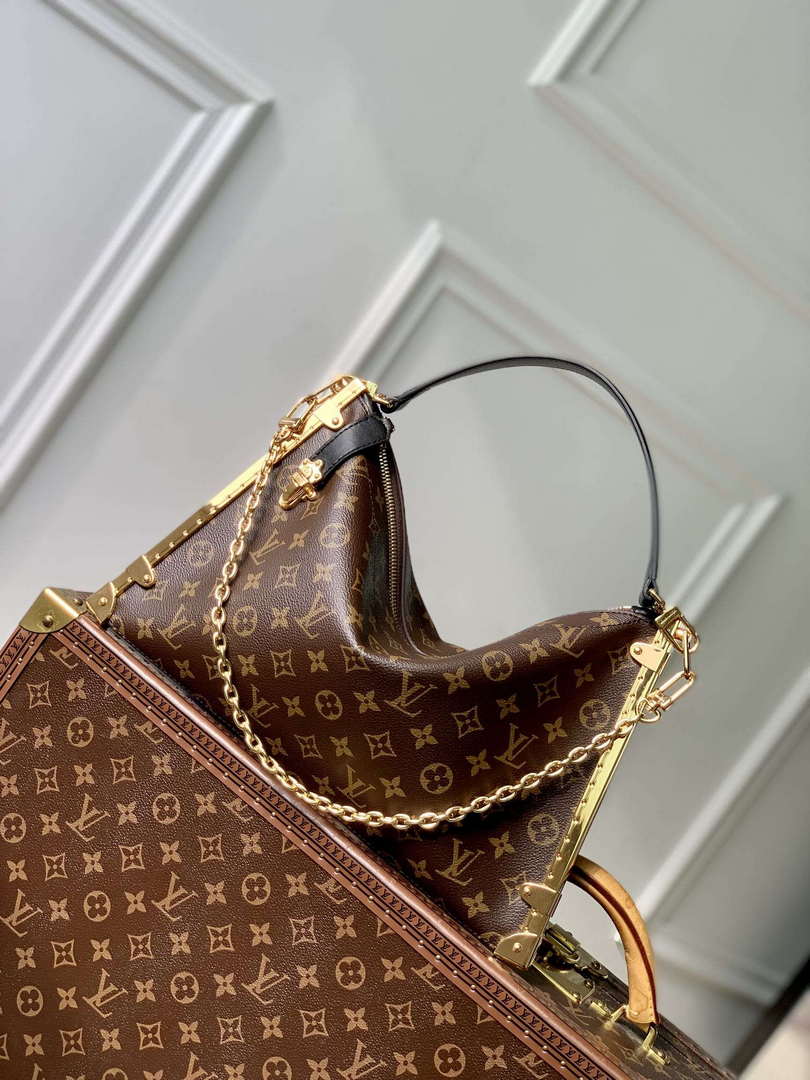 LV M12075 Louis Vuitton Lucky Trunk Bag Monogram