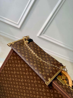 LV M12075 Louis Vuitton Lucky Trunk Bag Monogram - Default Title - View 4