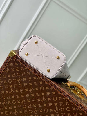 LV M12088 Louis Vuitton Blossom PM Mahina Leather Bag Brume Gray - Default Title - View 5