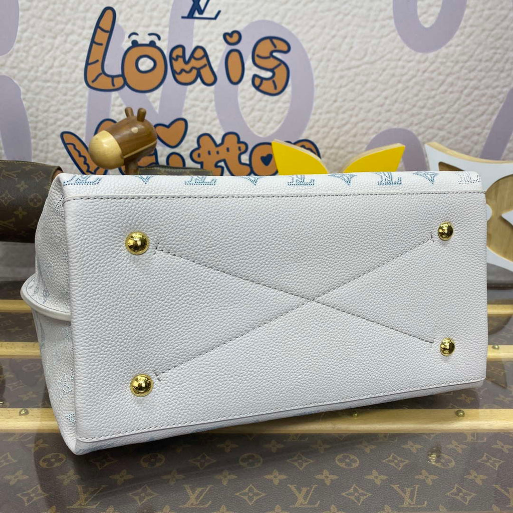 LV M12093 Louis Vuitton Carmel Handbag Brume Gray