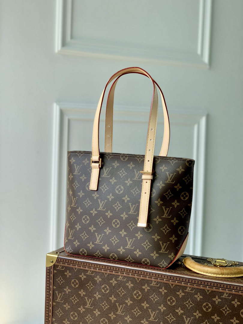 LV M12095 Louis Vuitton Classic Piano Handbag Monogram - Default Title - View 1