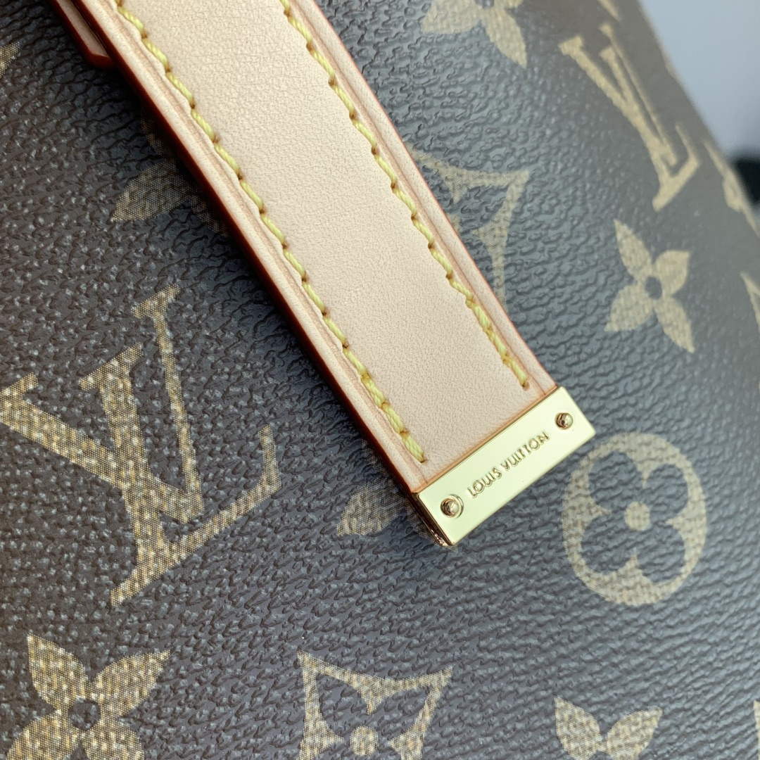 LV M12095 Louis Vuitton Classic Piano Handbag Monogram