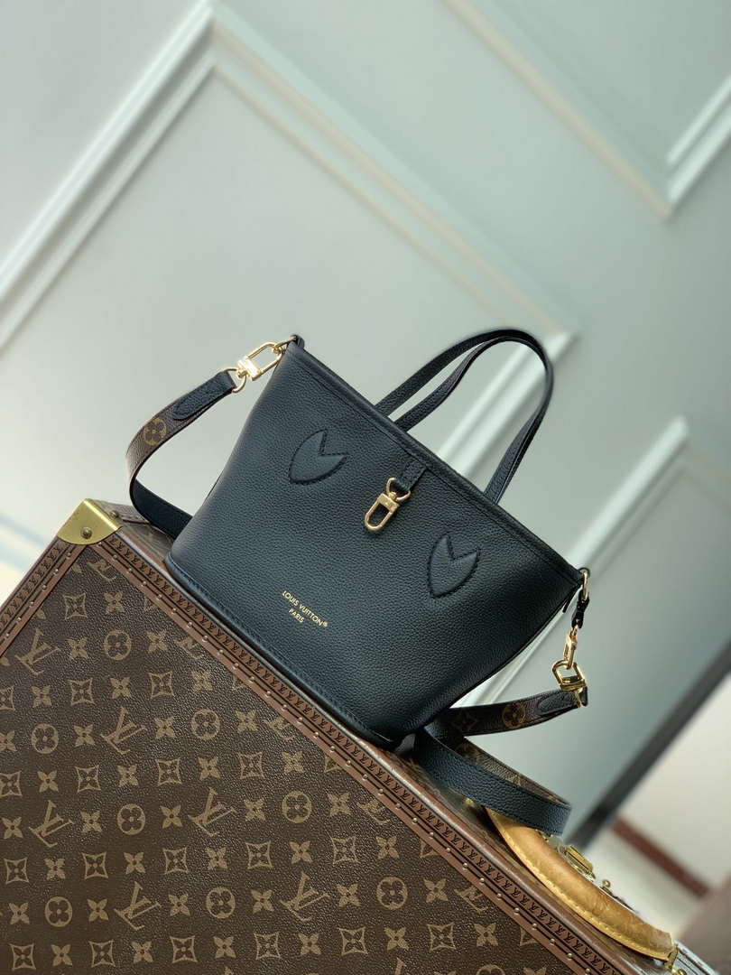 LV M12099 Louis Vuitton Reversible Neverfull Bandouliere  Inside Out BB Handbag Black