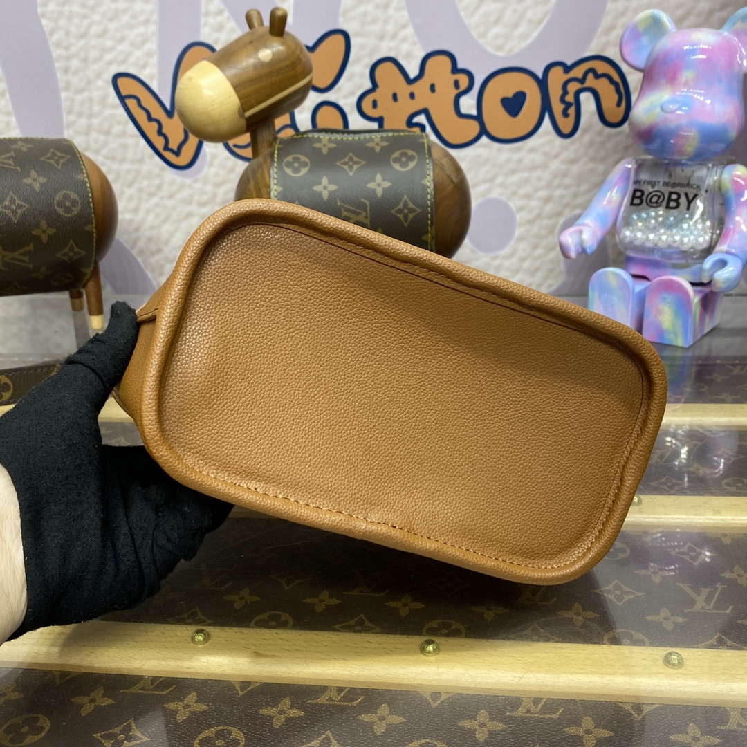 LV M12099 Louis Vuitton Reversible Neverfull Bandouliere  Inside Out BB Handbag Brown - Default Title - View 4
