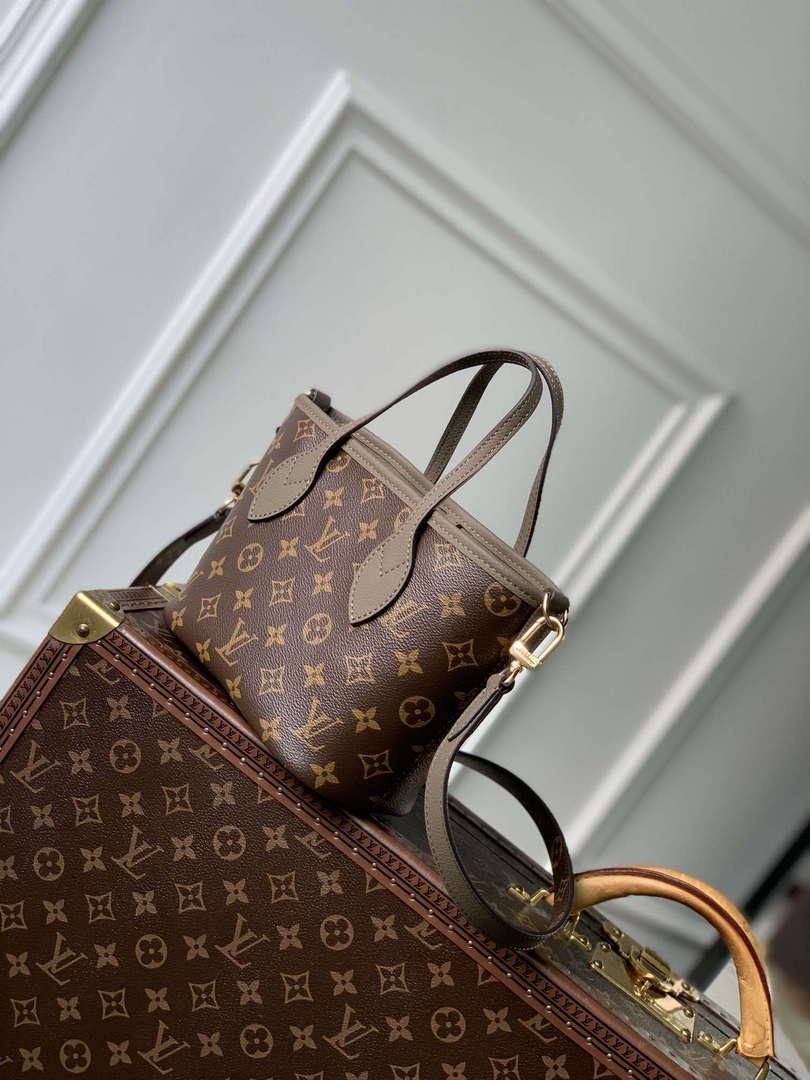 LV M12109 Louis Vuitton Neverfull Bandouliere  Inside Out BB Handbag Gray