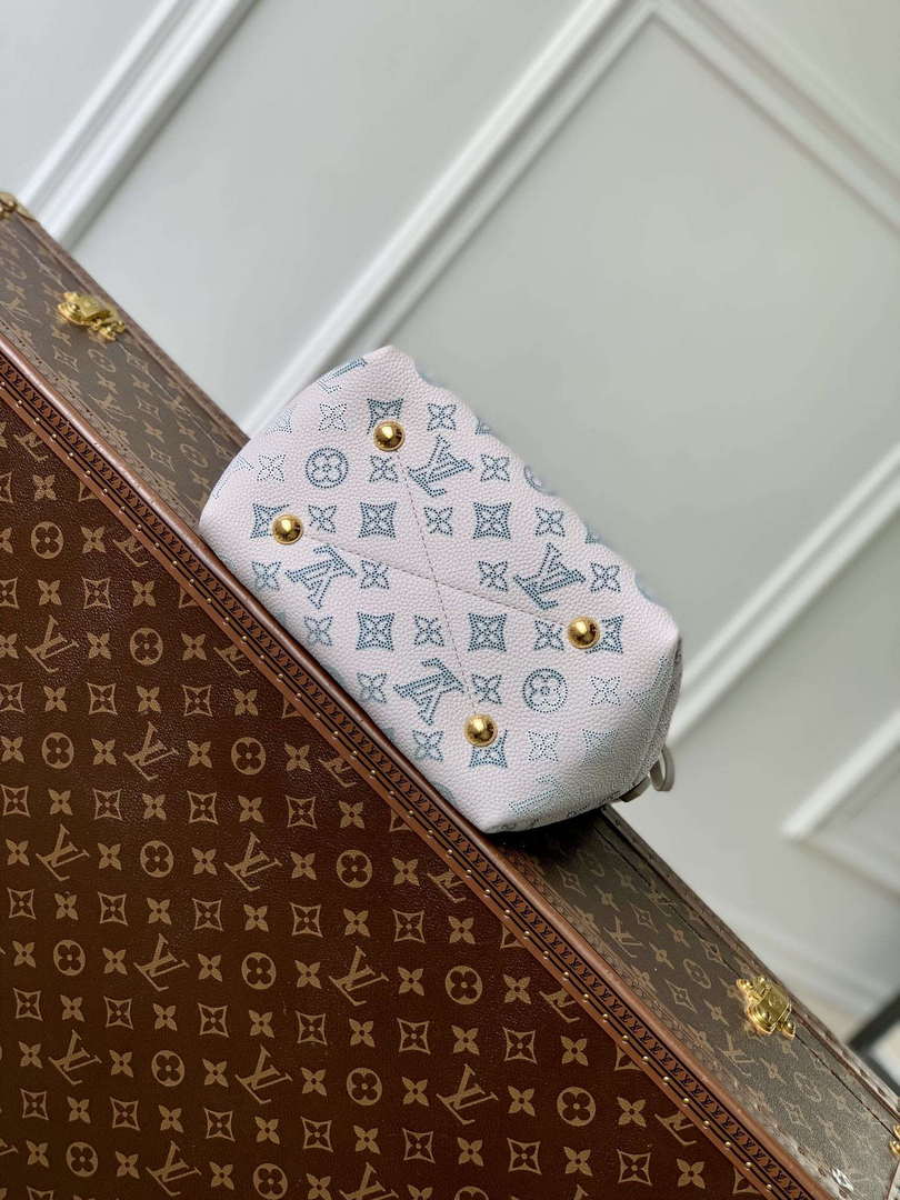 LV M12125 Louis Vuitton Bella Mahina Leather Bucket Bag Brume Gray