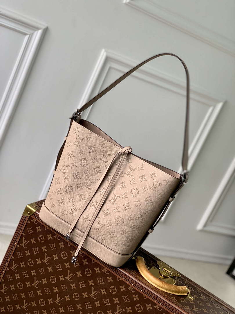 LV M12140 Louis Vuitton Flore Handbag Galet - Default Title - View 1