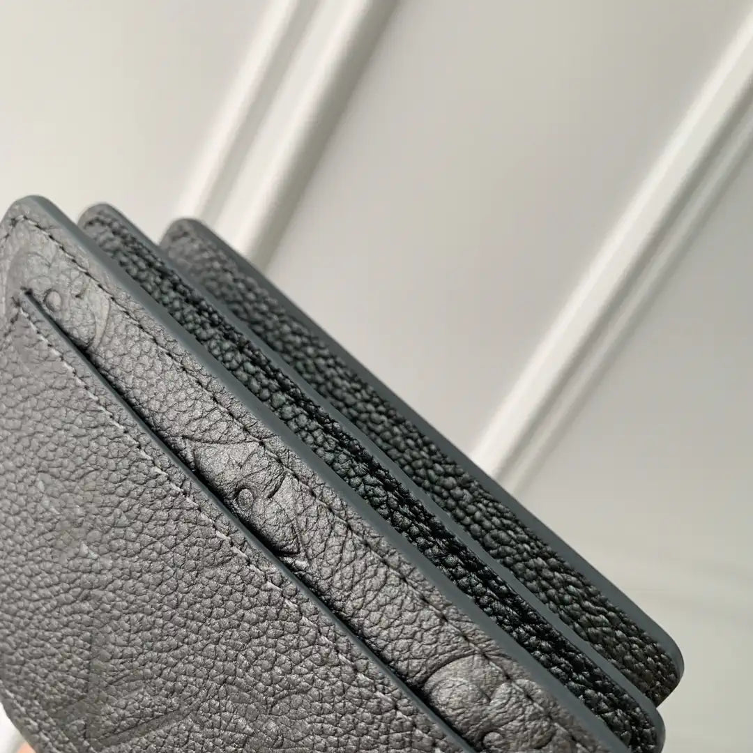 LV M12188 Louis Vuitton Cl¨¦a Wallet  Monogram Empreinte Pearl gray