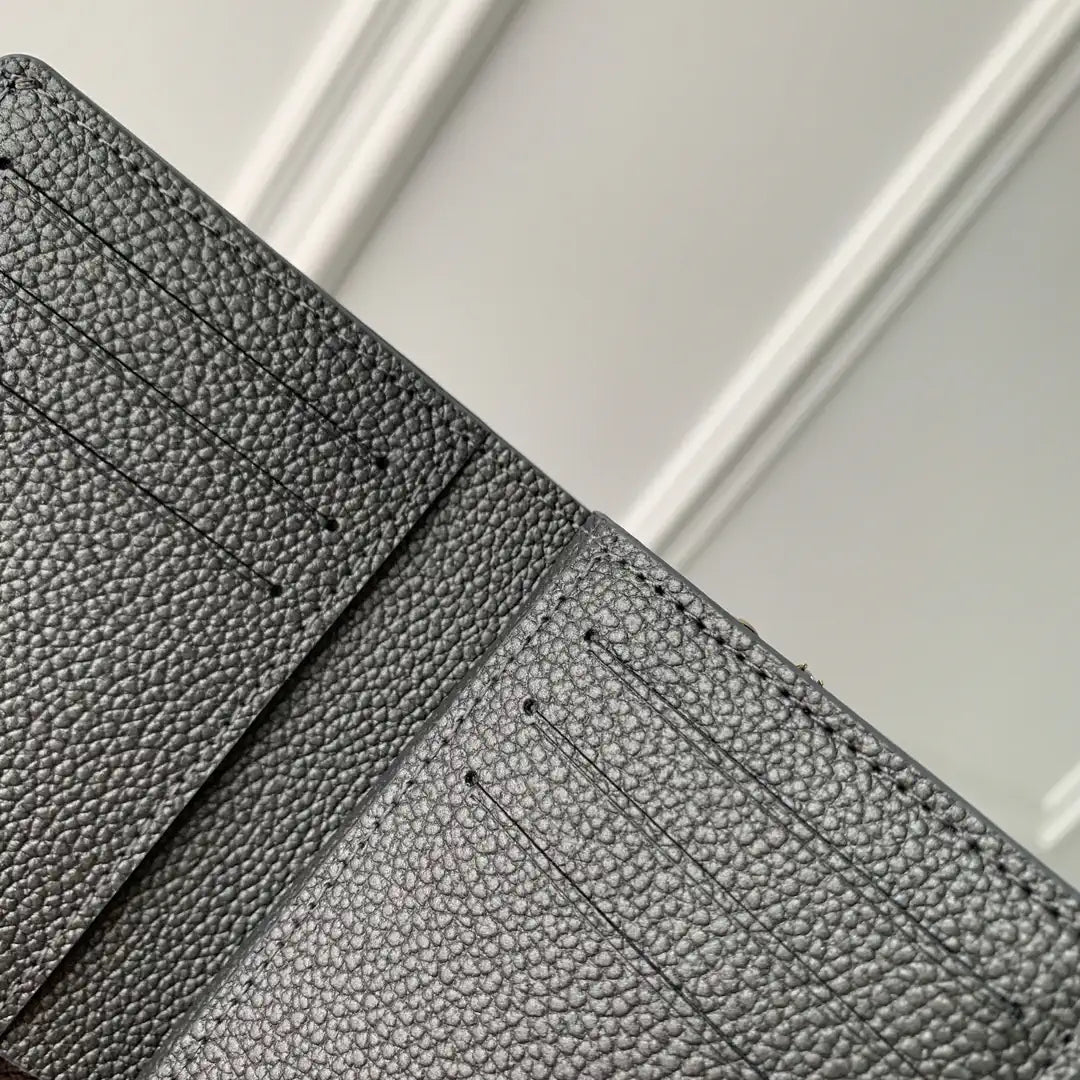 LV M12188 Louis Vuitton Cl¨¦a Wallet  Monogram Empreinte Pearl gray