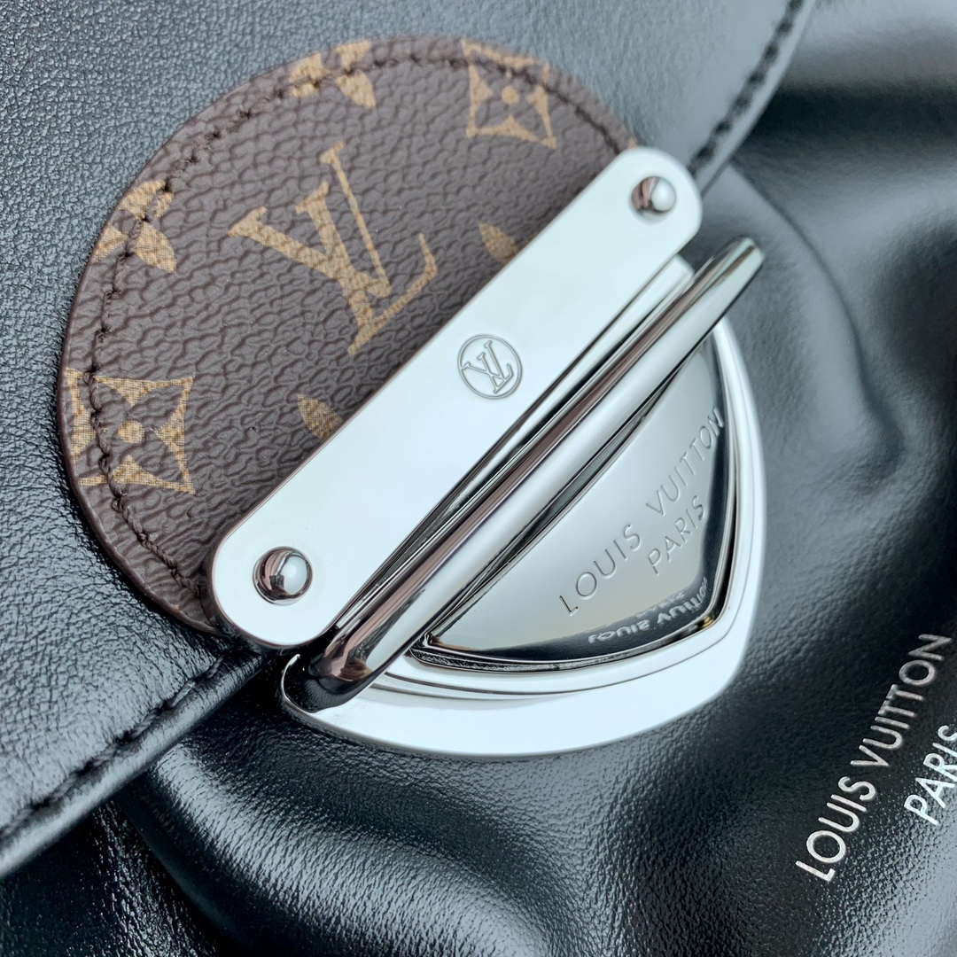LV M12192 Louis Vuitton Sunset Vibe Handbag Black - Default Title - View 5