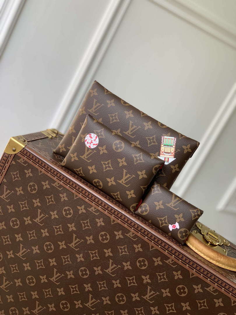 LV M12203 Louis Vuitton Kirigami Pochette Monogram / Candy Red - Default Title - View 3