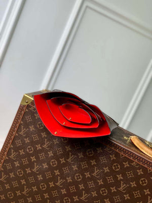 LV M12203 Louis Vuitton Kirigami Pochette Monogram / Candy Red - Default Title - View 9