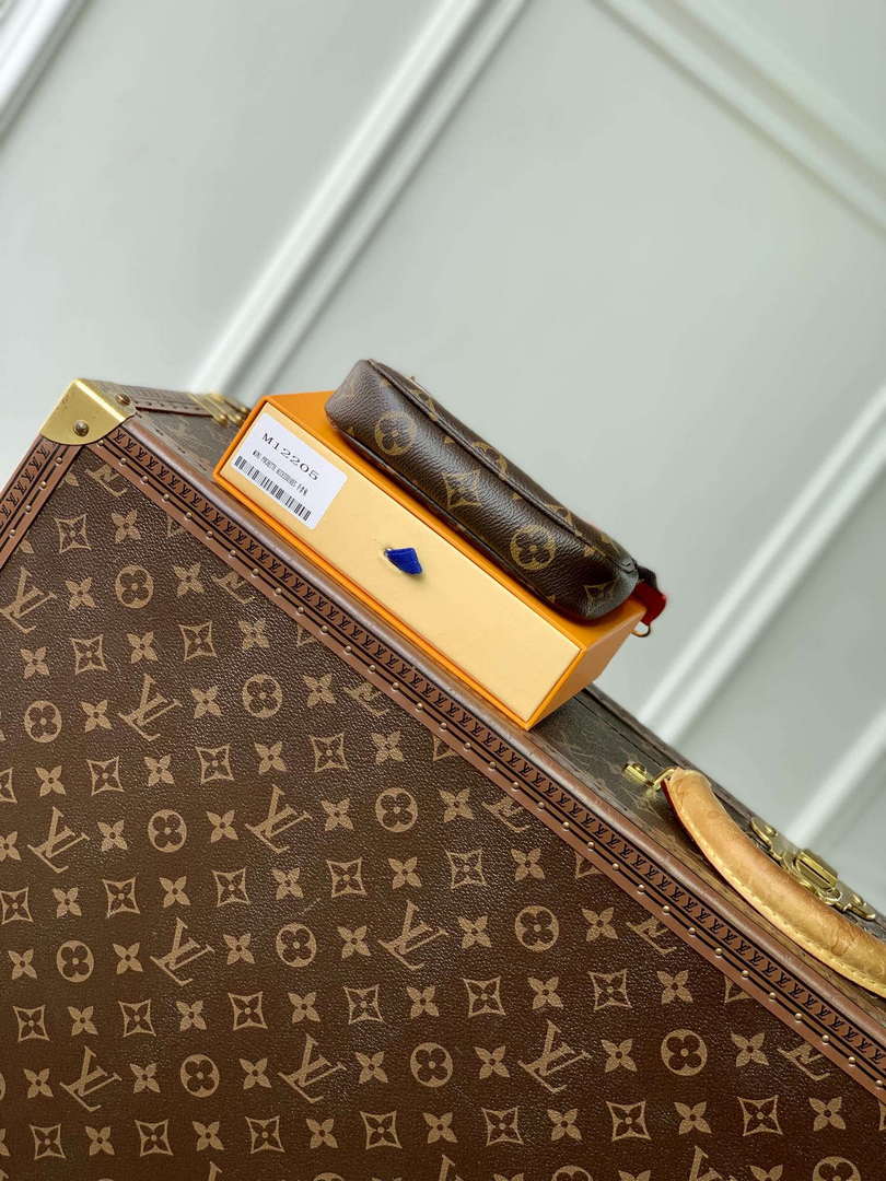 LV M12205 Louis Vuitton Mini Pochette Accessoires Candy Red
