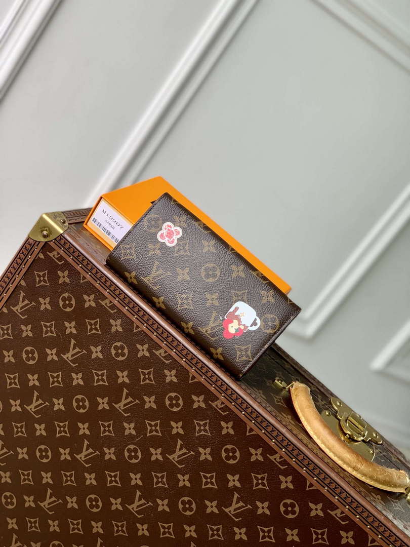 LV M12207 Louis Vuitton Sarah Wallet Candy Red