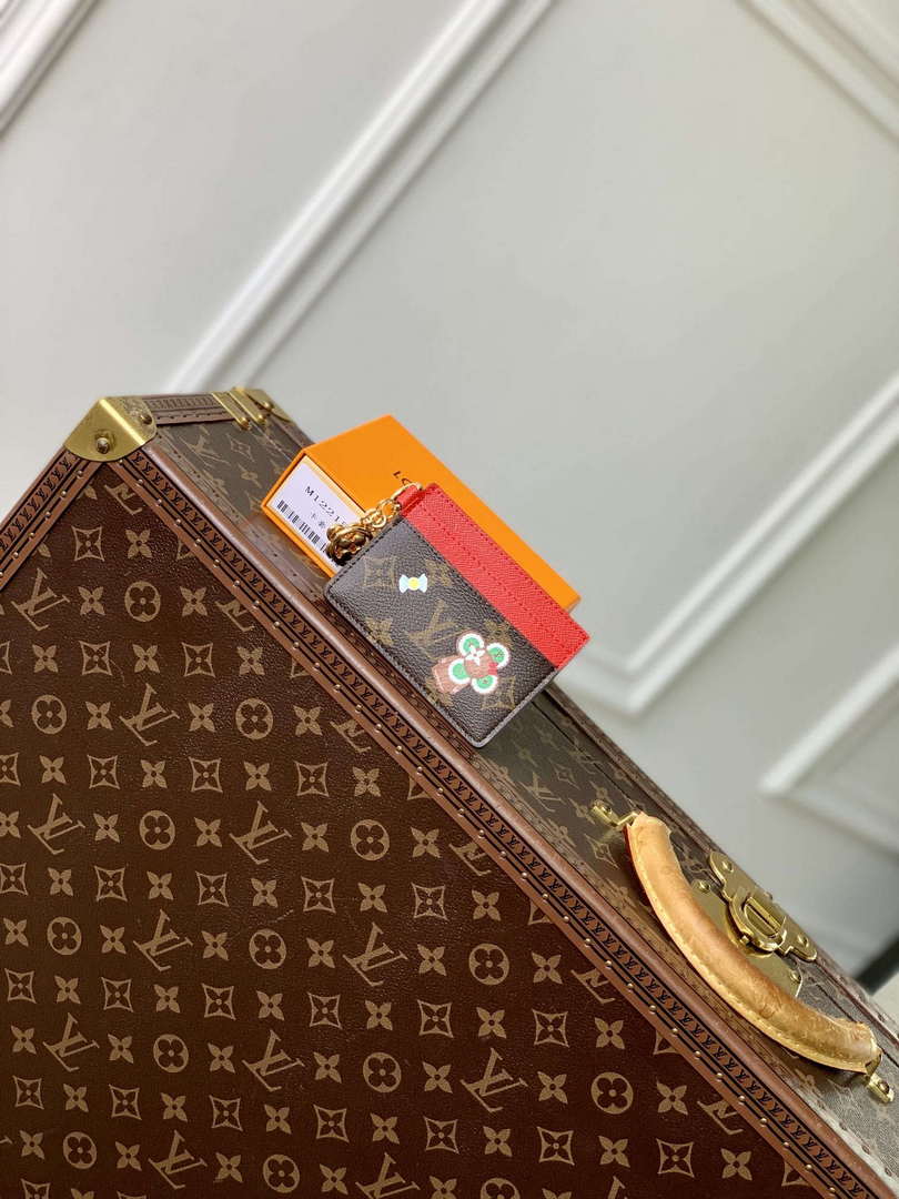 LV M12215 Louis Vuitton LV Charms Card Holder Candy Red