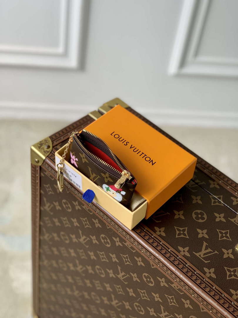 LV M12217 Louis Vuitton Key Pouch