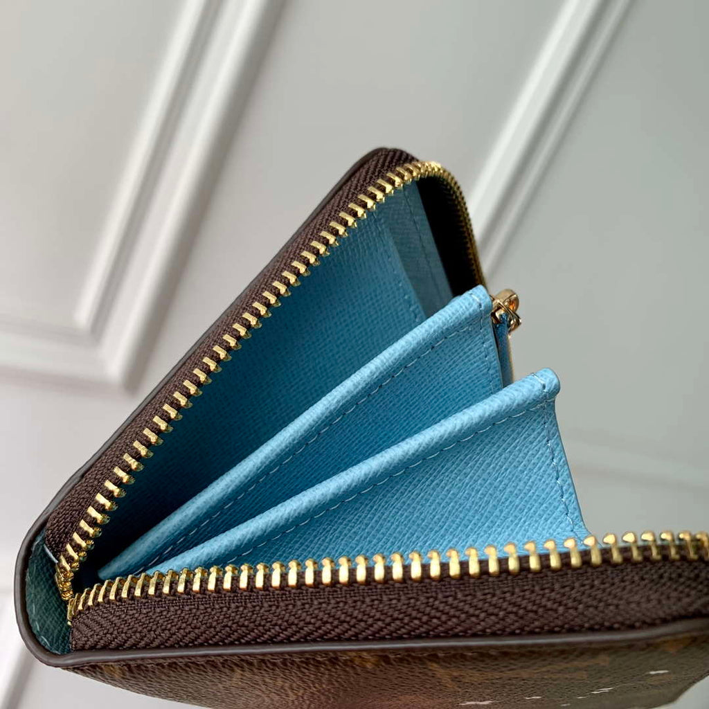 LV M12223 Louis Vuitton Zippy Wallet Azur Frost