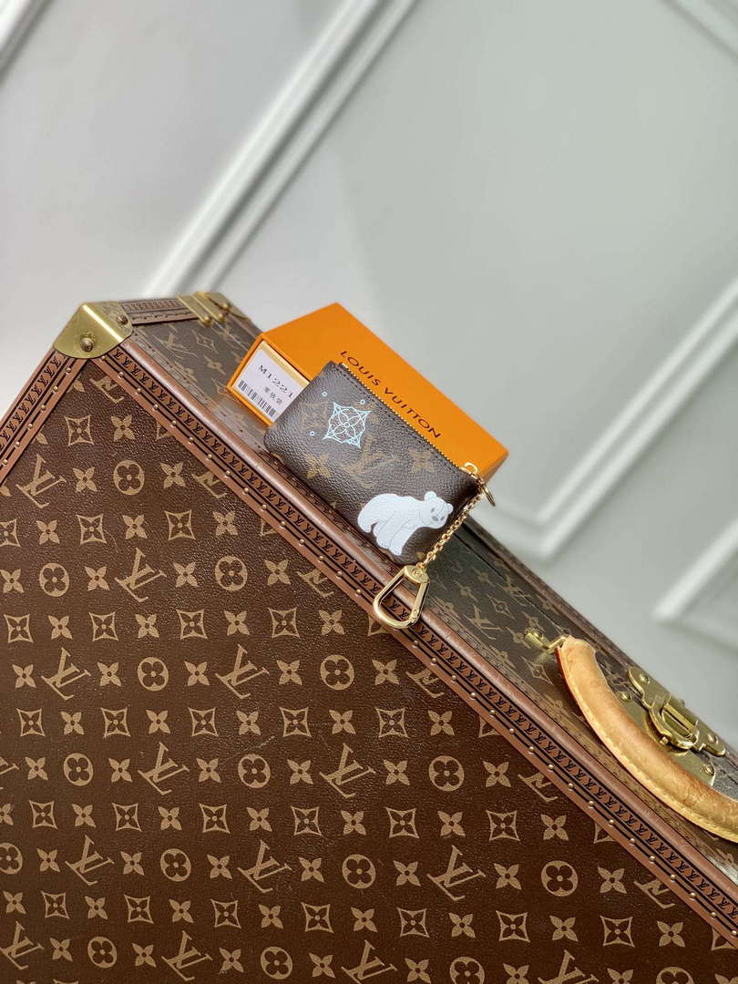 LV M12229 Louis Vuitton Key Pouch - Default Title - View 1