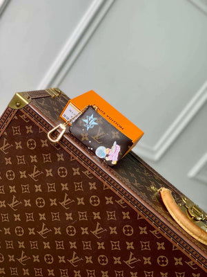 LV M12229 Louis Vuitton Key Pouch - Default Title - View 2
