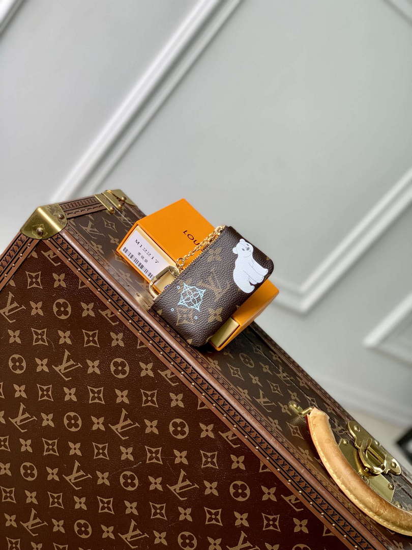 LV M12229 Louis Vuitton Key Pouch