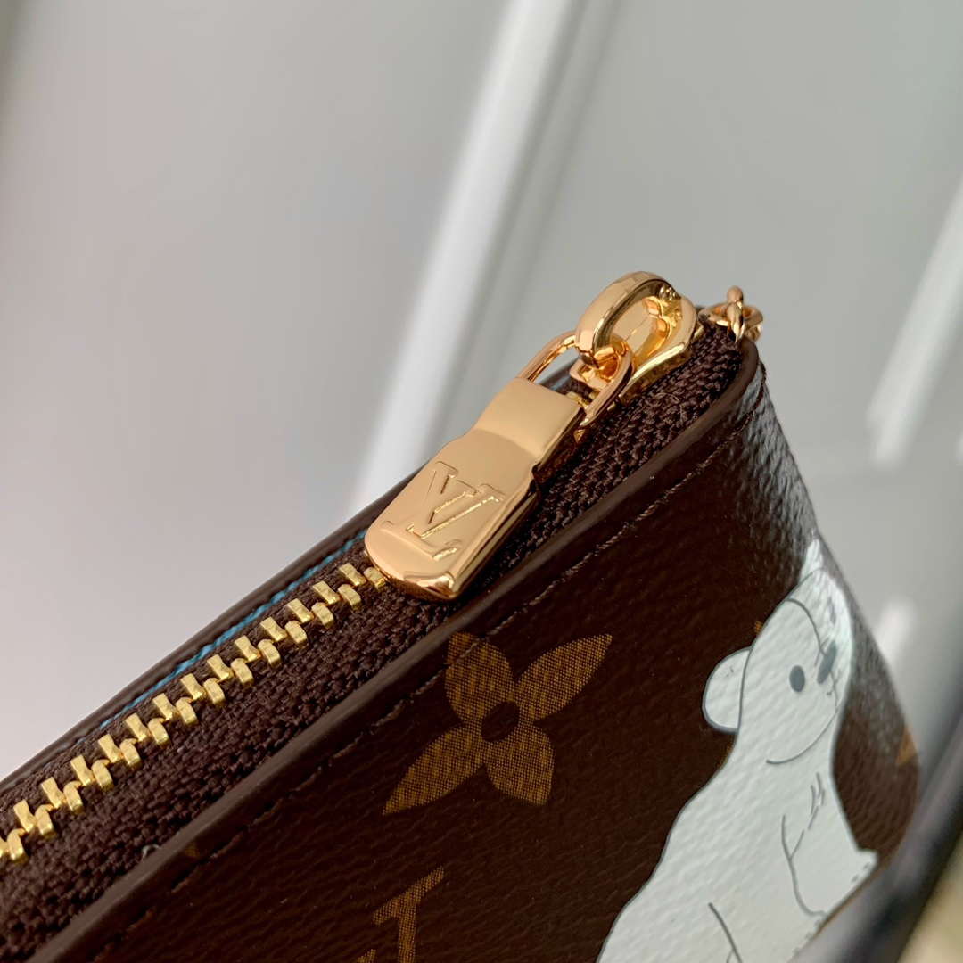 LV M12229 Louis Vuitton Key Pouch